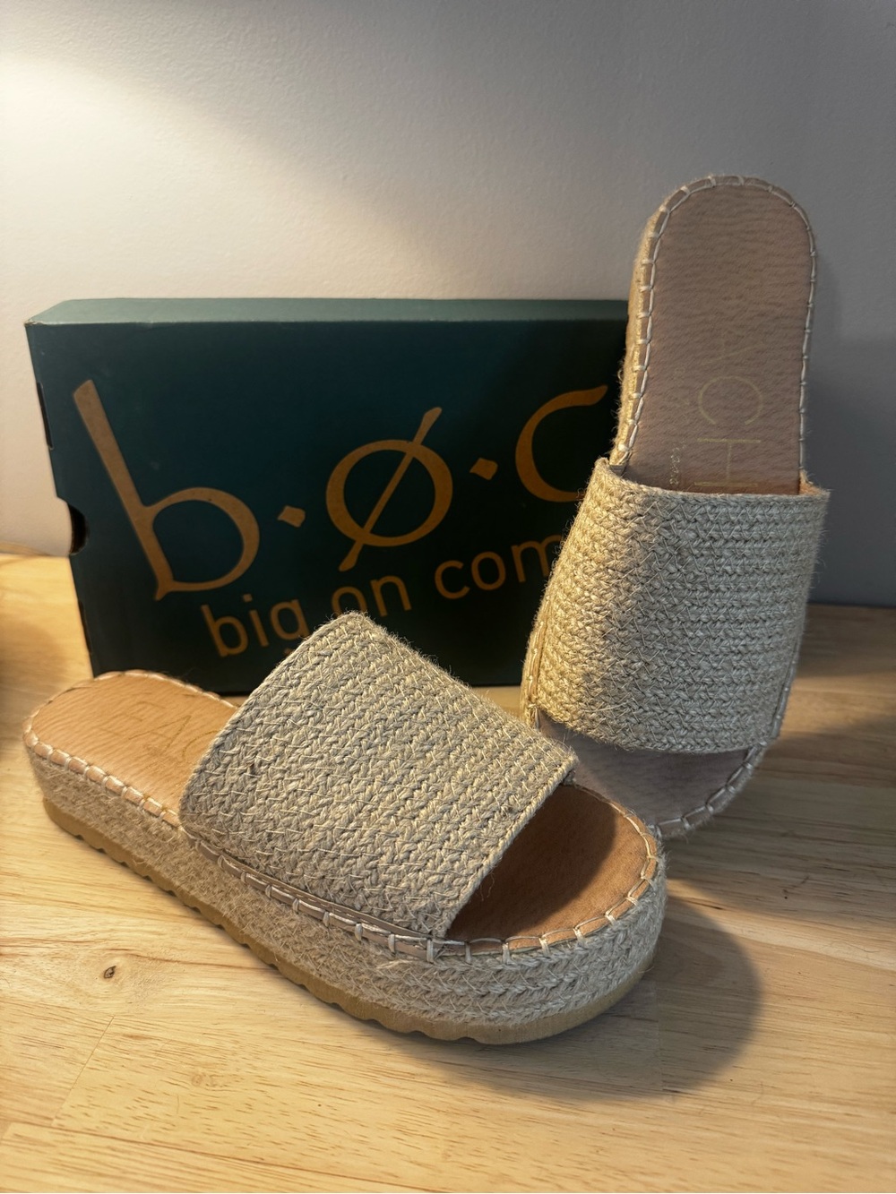 boc Natural Beige Braided Platform Slide Sandals